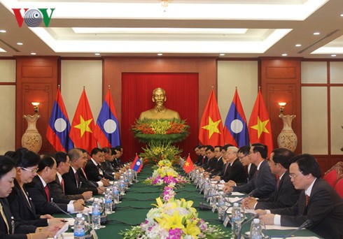 Вьетнам и Лаос сделали совместное заявление - ảnh 1